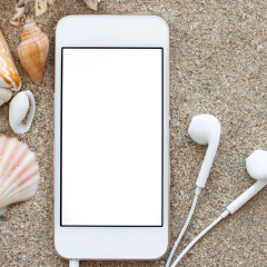 Heat and sand destroying gadgets for Ukrainians on the beach