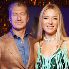 Девушка рассказывает о изменениях относительно статуса продюсера