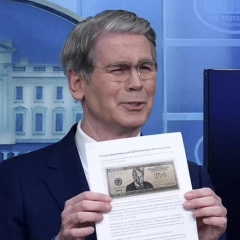 Банкнота $250 з портретом Трампа