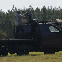 Американський військовий випробував автономний пікап проти дронів