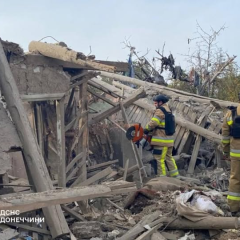 Debris clearance in Yasnohirka after air strike
