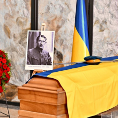 Ексгумація останків полковника Євгена Коновальця