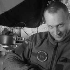 Artist David Chychkan on the front line