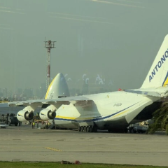 Літак «Руслан» до Грузії: вантаж на борту