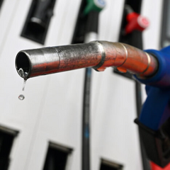 Паніка на АЗС через бензин-вбивцю