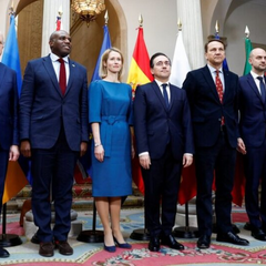 Учителі з різних країн говорять про війну