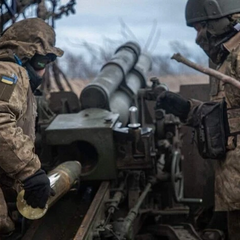 Розбитий будинок у Харкові після обстрілу