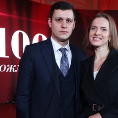 Акторка студії «Мамахихотала» привітала чоловіка-нардепа