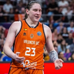 Лідерка збірної України з баскетболу