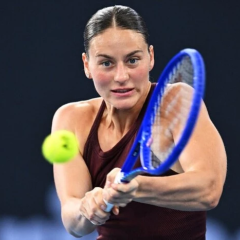 Marta Kostyuk advances to the semifinals in Rouen