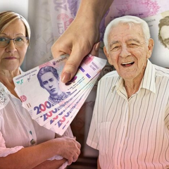 Бабусі раді, отримають гроші на день народження