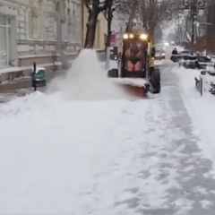 Заснеженный Крым: села обесточены, дороги заблокированы
