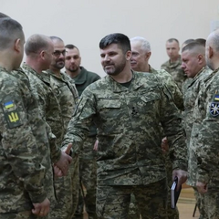 Генералов укомплектовали в армейские корпуса