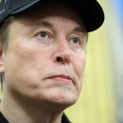 Маск не выплатил деньги поддерживающим Трампа