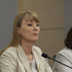 Депутатка Держдуми влаштувала істерику через литовських плавців