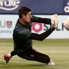 Thibaut Courtois training with Real