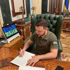 Зеленський призначив 16 суддів ВАКС