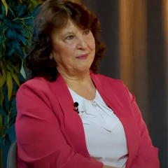 Зірка «Лісапетного батальйону» на фоні горящого серця