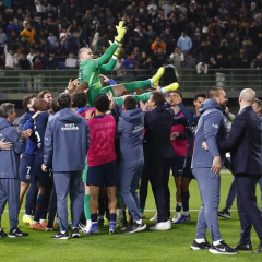 PSG celebrates victory in the final