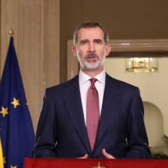 Король Испании призвал ЕС
