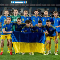 Тренер Мальдера у роздягальні перед матчем