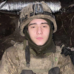 Тяжелораненый военнослужащий с поддержкой Главкома