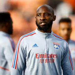 Футболіст купує литовський клуб на зображенні