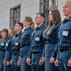 Люди святкують День митника в Україні