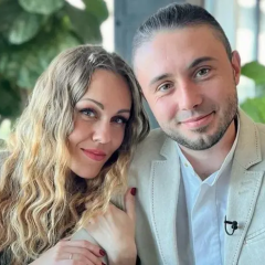 Дівчина та хлопець розлучаються