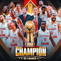 Ukrainian coach celebrates victory in France