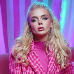 Аліна Гросу говорить про майбутні пологи