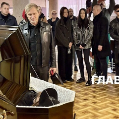 Скрипка и фагот на похоронах Дизеля из Green Grey