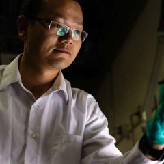 Materials with high thermal conductivity