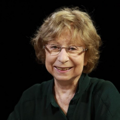 Агенти російських спецслужб спробували зупинити спектакль Ахеджакової