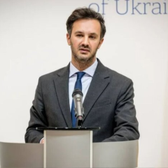 Тристоронні консультації Україна-США-РФ