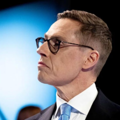 Finnish President calls for negotiations