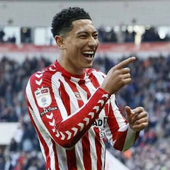 Брат футбольної зірки у німецькому клубі