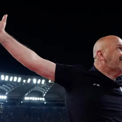 Тренер «Болоньї» в лікарні з пневмонією