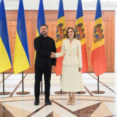 Зеленський, Санду та Дан на зустрічі
