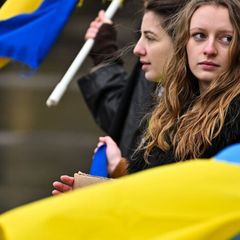 Молодые украинские женщины эмигрируют: почему?