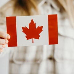 Зображення канадського парламенту у Оттаві