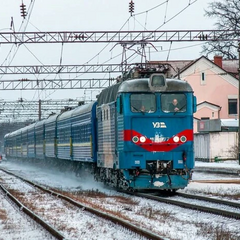 Новые вагоны предновогодних поездов Укрзалізницы