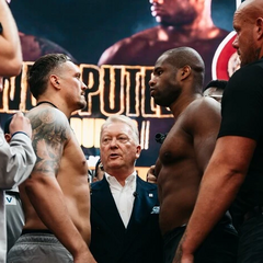 Усик показав рекордну вагу перед боєм