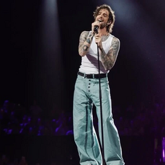 Дантес травмував обличчя на концерті