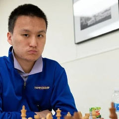 Шахіст вдарив відеооператорку та дискваліфікований