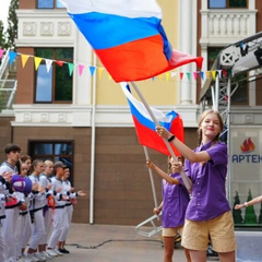 Россия перевоспитывает украинских детей в Артеке