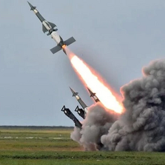 Изображение ракетного удара на Украину