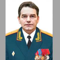 Генерал Сарваров в боевой форме