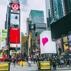 Подорожі до США скасовують через Трампа