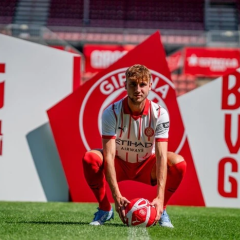 Vladislav Vanat injured in La Liga match
